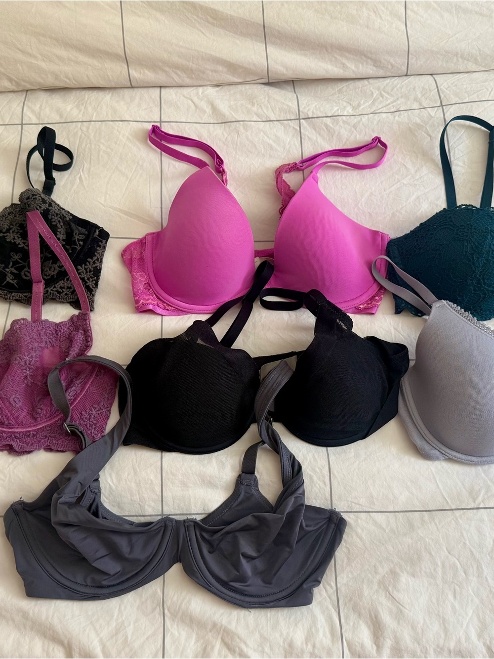 Seven 32C bras. CUUP, Free people, DKNY, On Gossamer